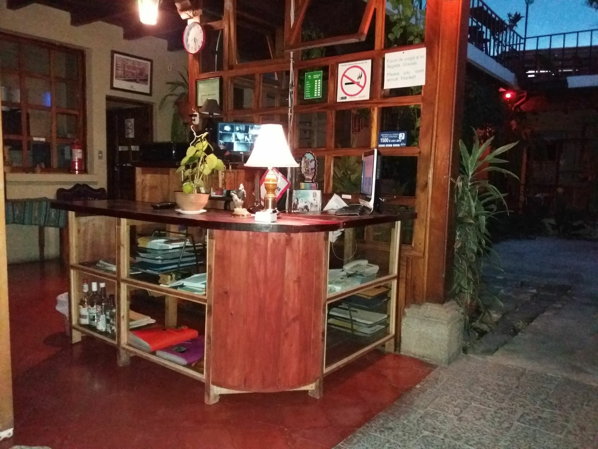 Dionisio Inn Antigua Exteriér fotografie