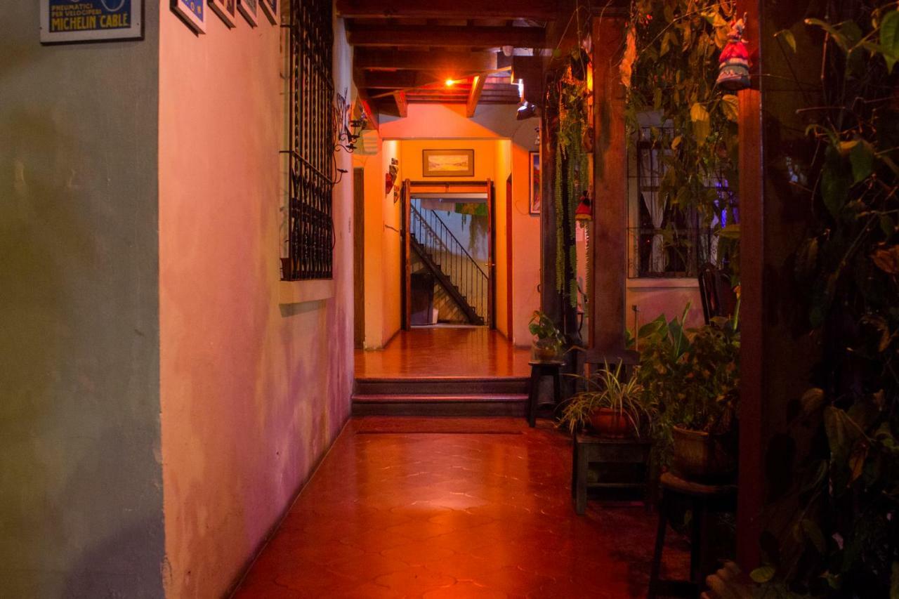 Dionisio Inn Antigua Exteriér fotografie