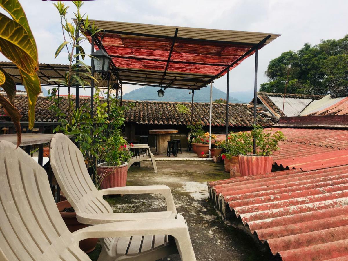 Dionisio Inn Antigua Exteriér fotografie